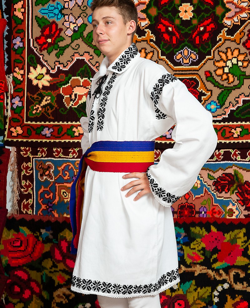 Costum popular barbat - Adrian