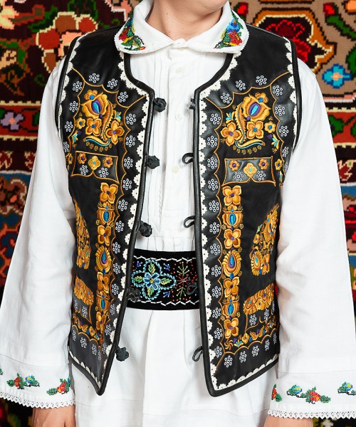 Costum popular barbat  Vasile cu pieptar