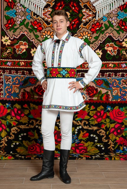 Costum popular barbat Somes mic