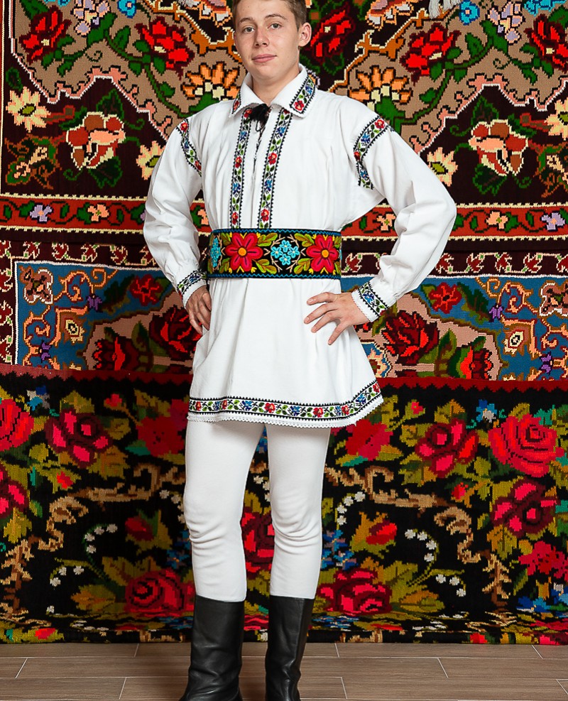 Costum popular barbat Somes mic