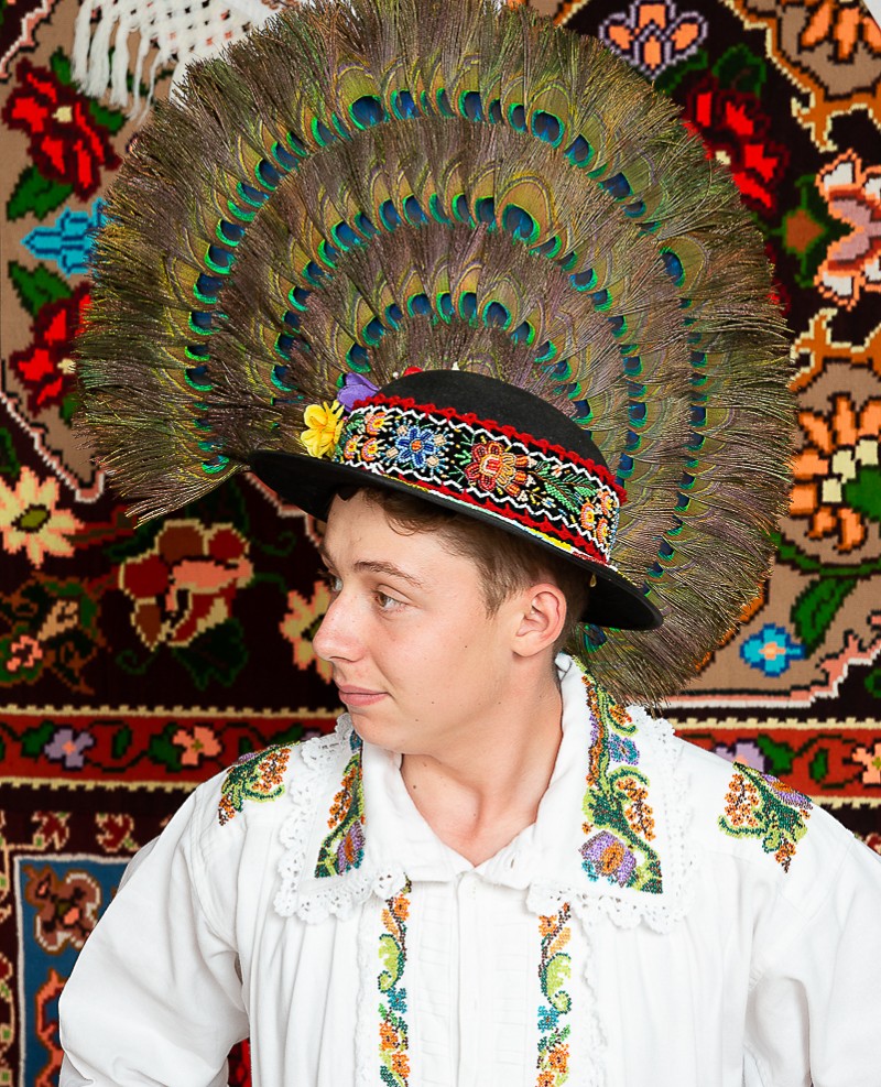 Costum popular barbat Salauta cu margele - 3