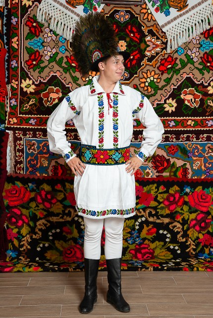 Costum popular barbat Somes ruja mare