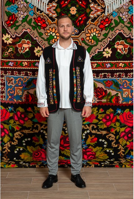 Vesta barbat Dobrogea de Nord 