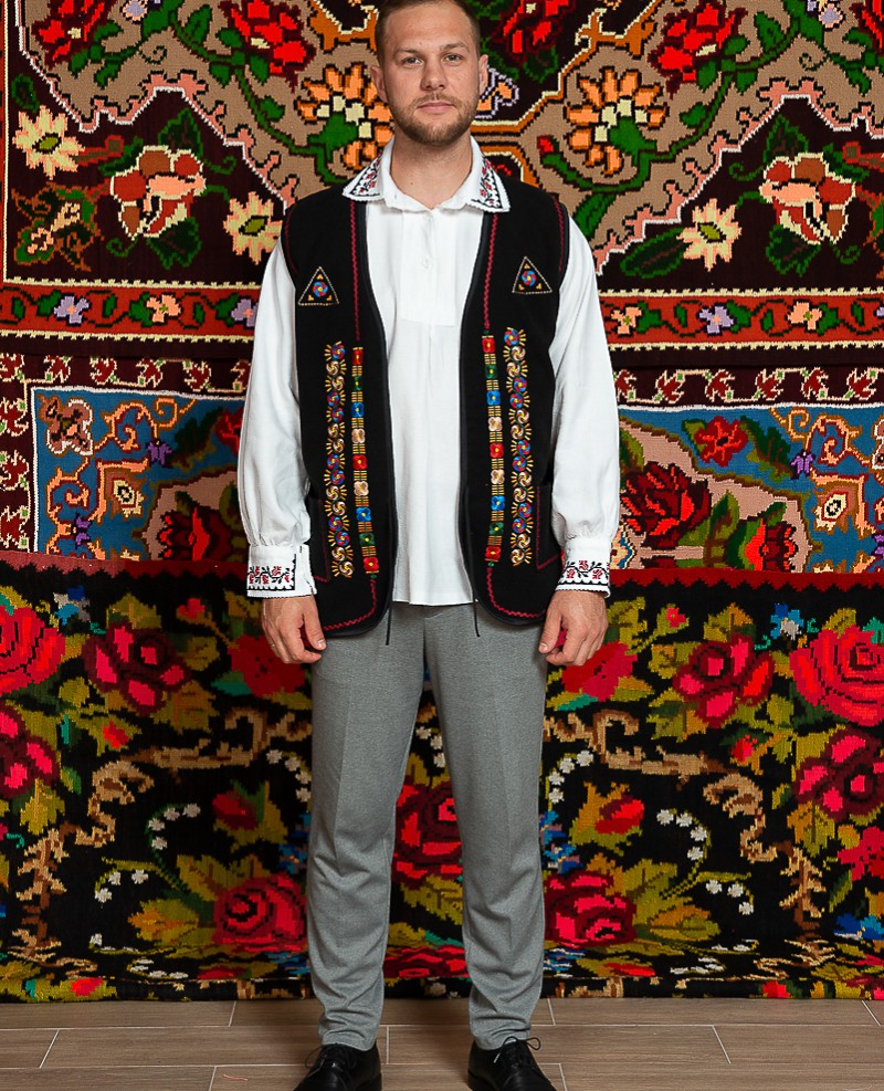 Vesta barbat Dobrogea de Nord 