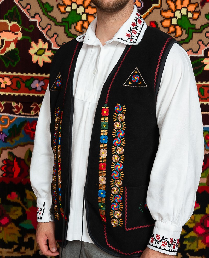 Vesta barbat Dobrogea de Nord 