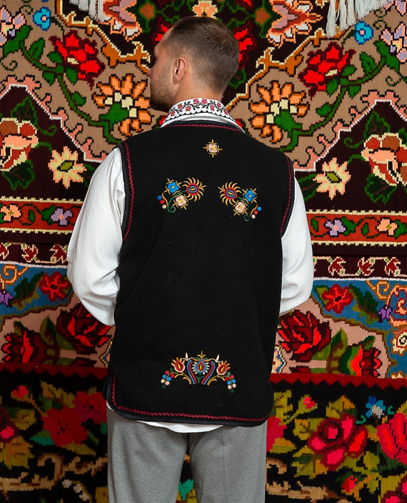 Vesta barbat Dobrogea de Nord 