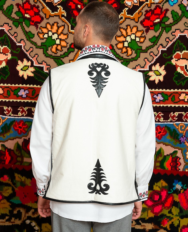 Vesta barbat Dobrogea - Ovidiu