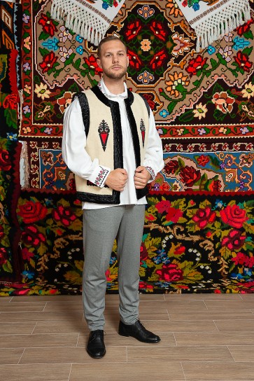 Vesta barbat Galati
