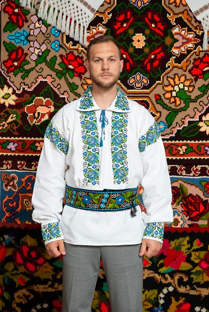 Camasa populara barbat Gabriel cu margele si brau