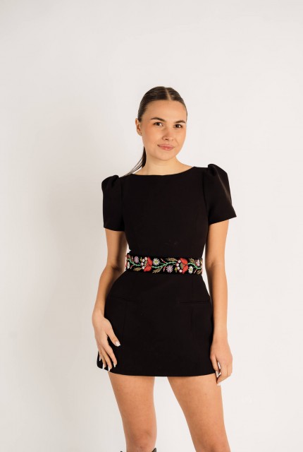 Brau cusut manual cu margele, motiv floral,  lat 6 cm , lungime 100 cm