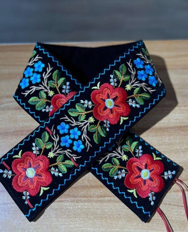 Brau lat bărbătesc cu motive florale lat 12 cm , lungime 110 cm