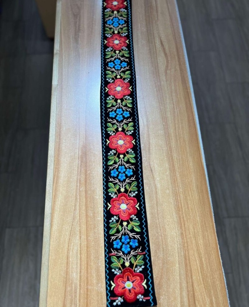 Brau lat bărbătesc cu motive florale lat 12 cm , lungime 110 cm