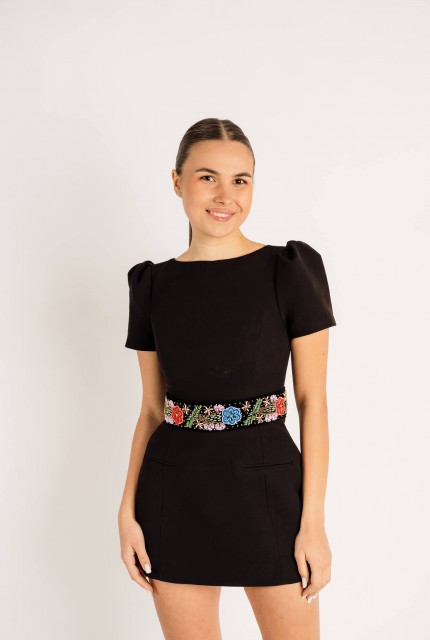 Brau cusut manual cu margele, motiv floral,  lat 6 cm , lungime 100 cm