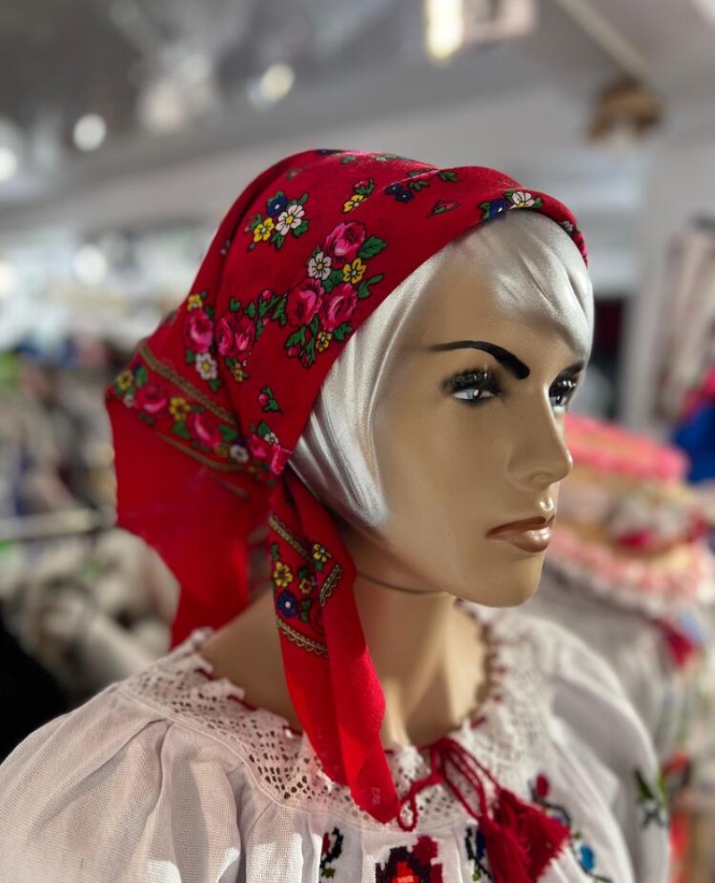 Batic/ Naframa  cu motive florale