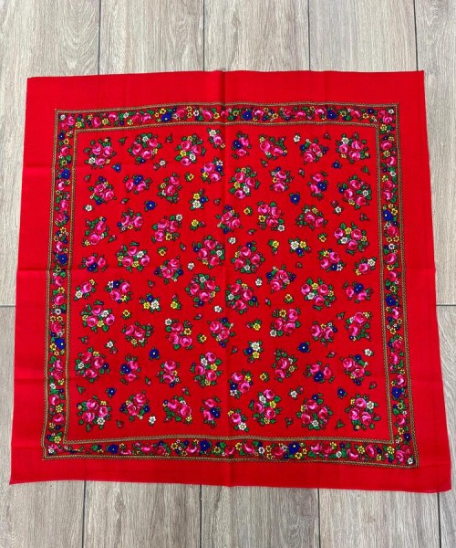 Batic/ Naframa cu motive florale Batic/ Naframa cu motive florale