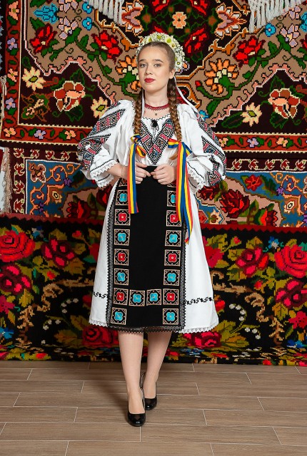 Costum popular femeie Banat - Roxana