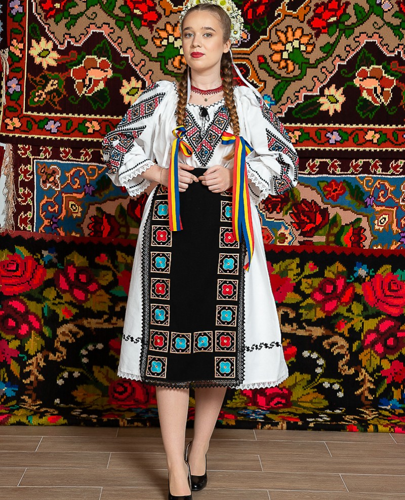 Costum popular femeie Banat - Roxana