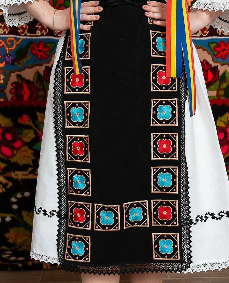 Costum popular femeie Banat - Roxana