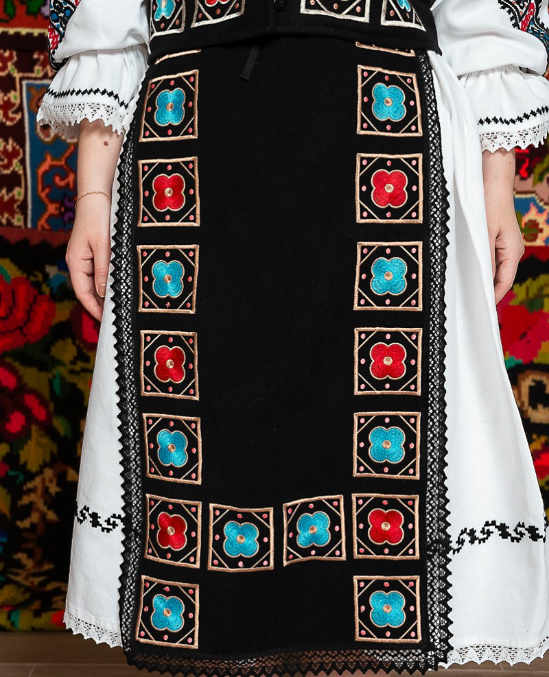 Costum popular femeie Banat - Roxana