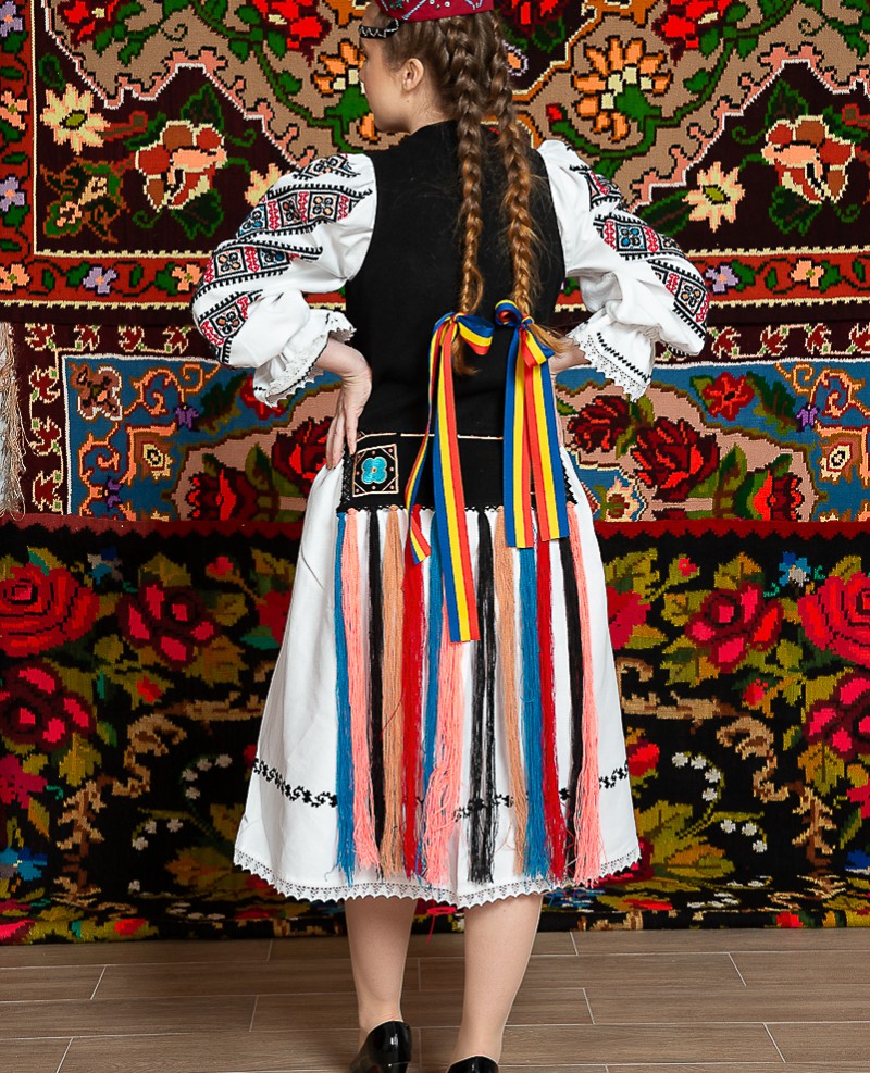 Costum popular femeie Banat - Roxana