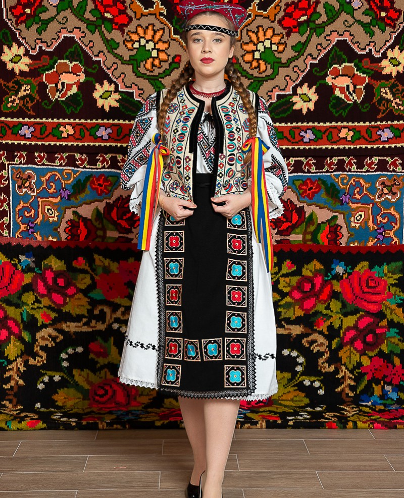 Costum popular femeie Banat - Roxana