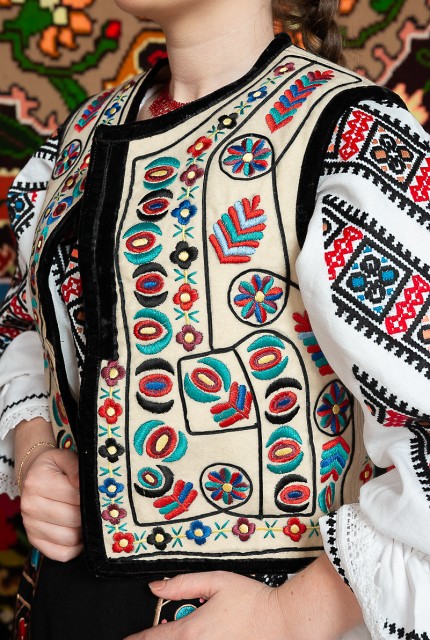 Costum popular femeie Banat - Roxana