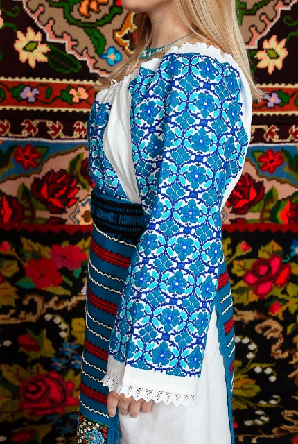 Costum popular femeie - Claudia