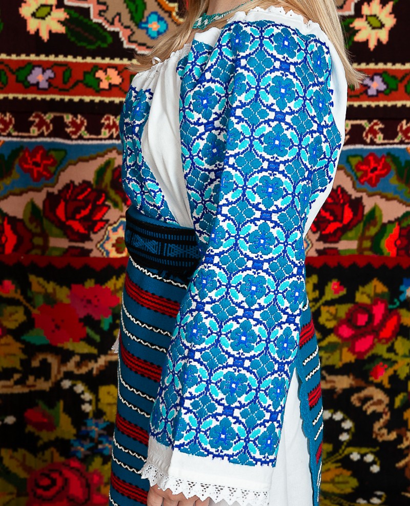 Costum popular femeie - Claudia