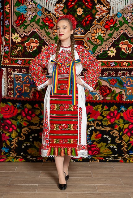 Costum popular femeie - Claudia