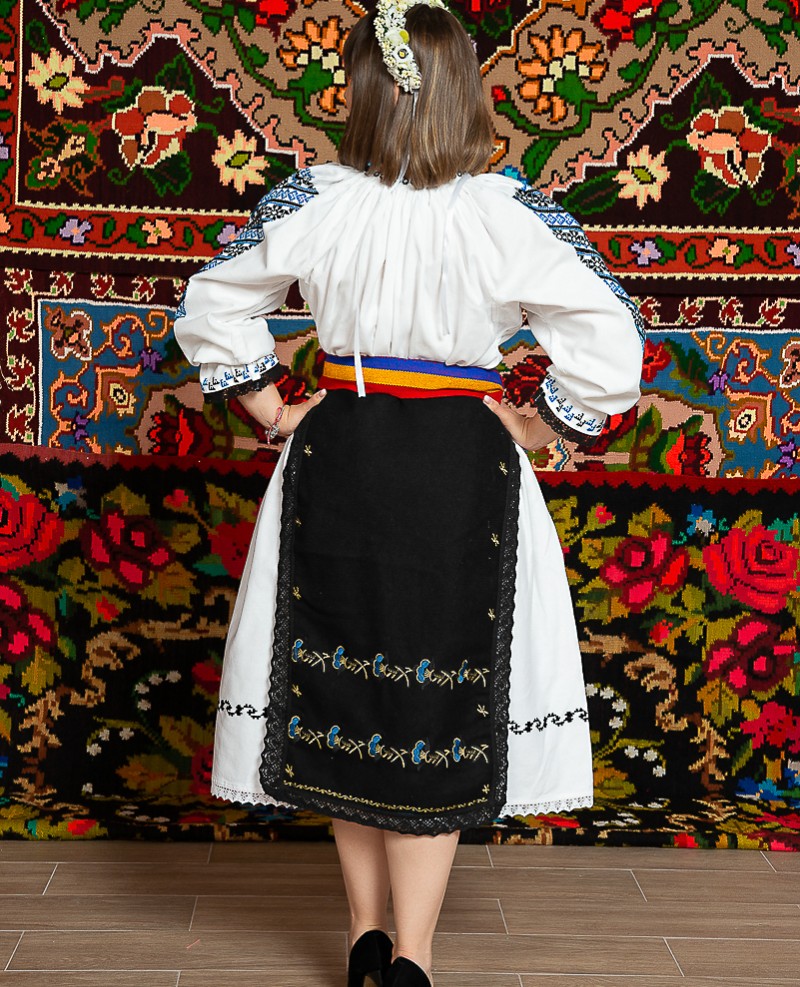 Costum popular femeie - Cornelia