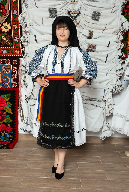 Costum popular femeie - Cornelia