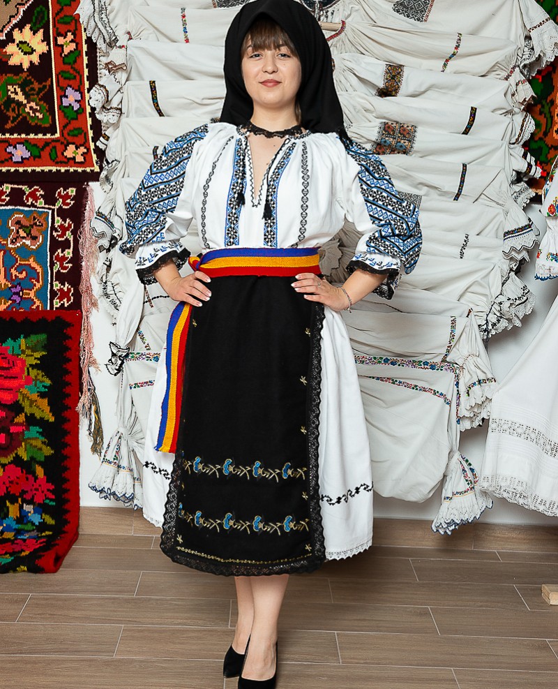 Costum popular femeie - Cornelia