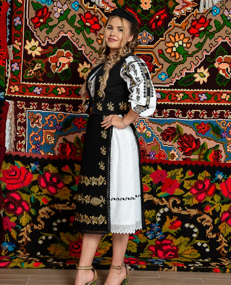 Costum popular femeie - Mariana 