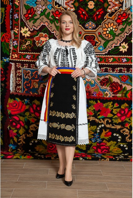 Costum popular femeie – Cununa Transilvana