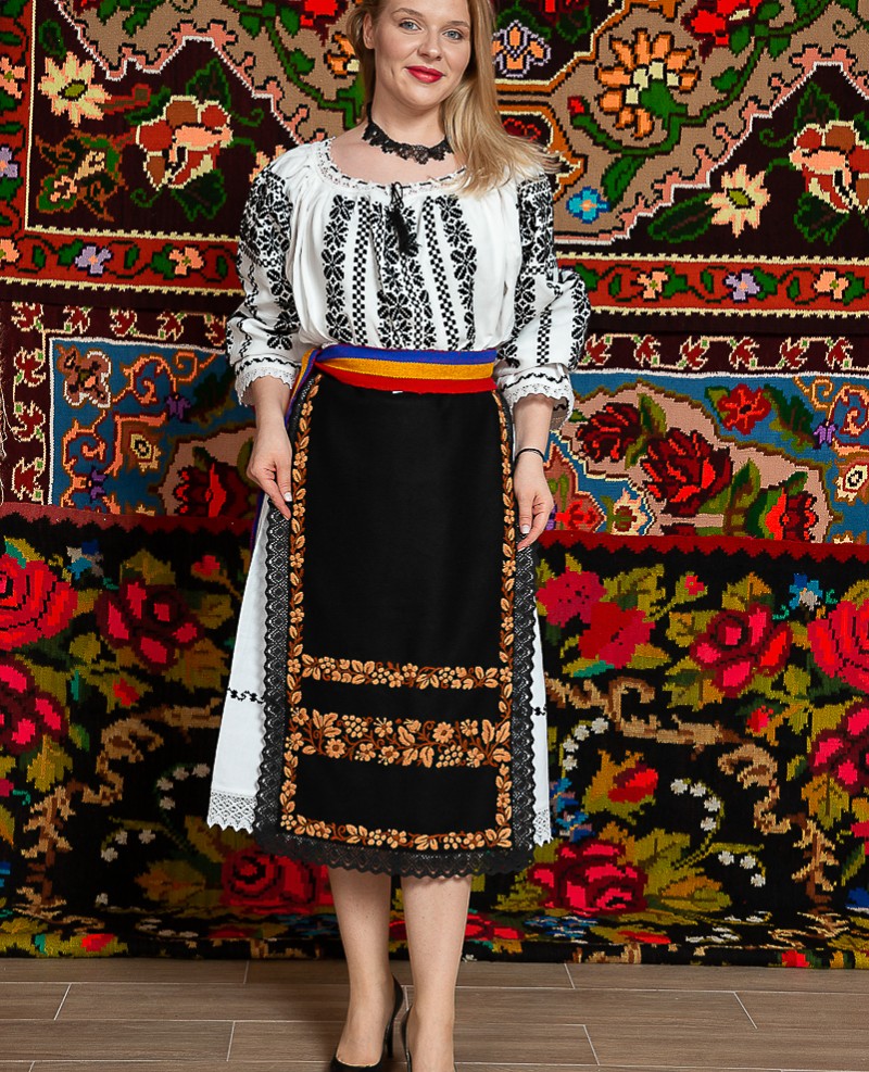 Costum popular femeie Cununa Transilvana