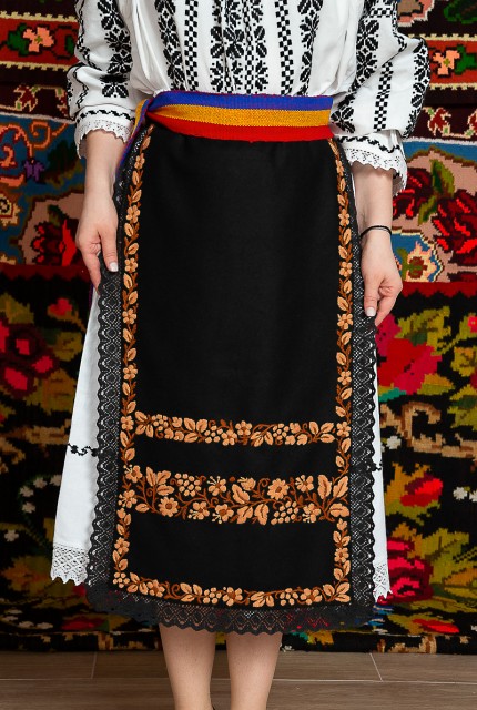 Costum popular femeie Cununa Transilvana