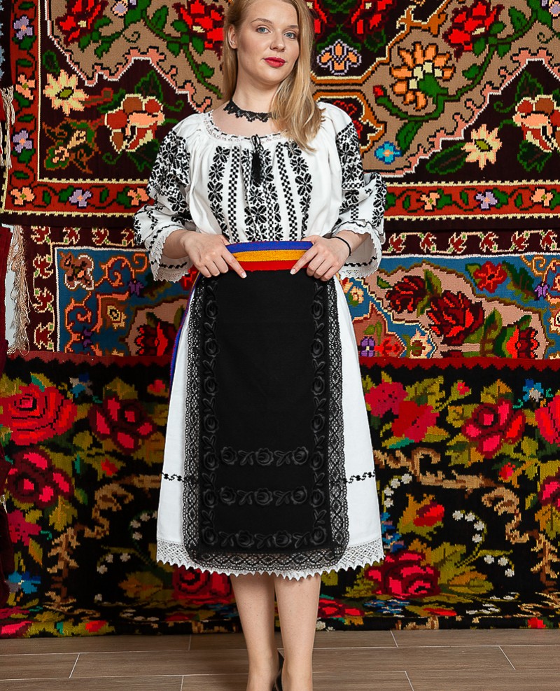 Costum popular femeie Cununa Transilvana