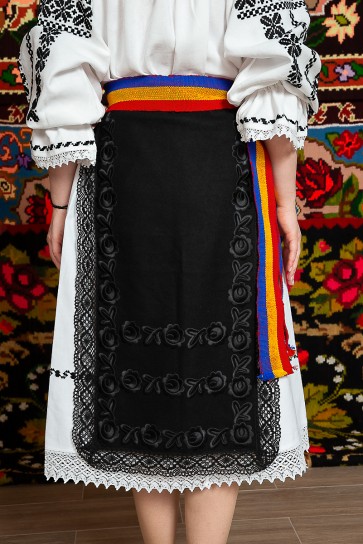 Costum popular femeie Cununa Transilvana