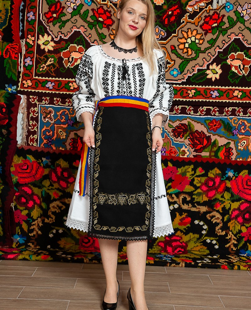 Costum popular femeie Cununa Transilvana