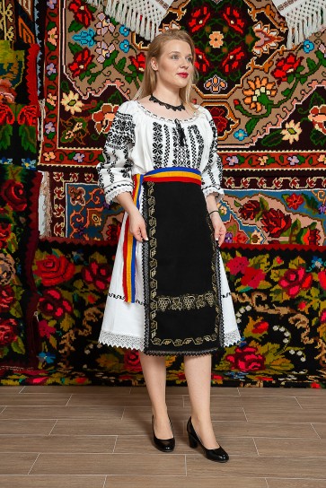 Costum popular femeie Cununa Transilvana