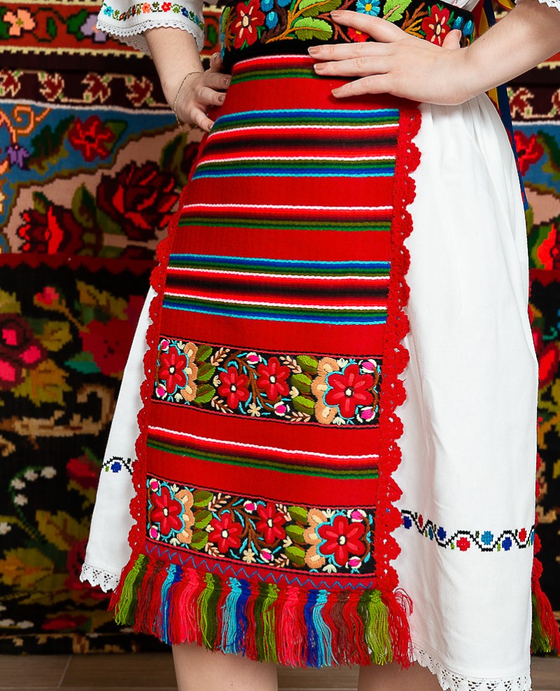 Costum popular femeie - Garofita