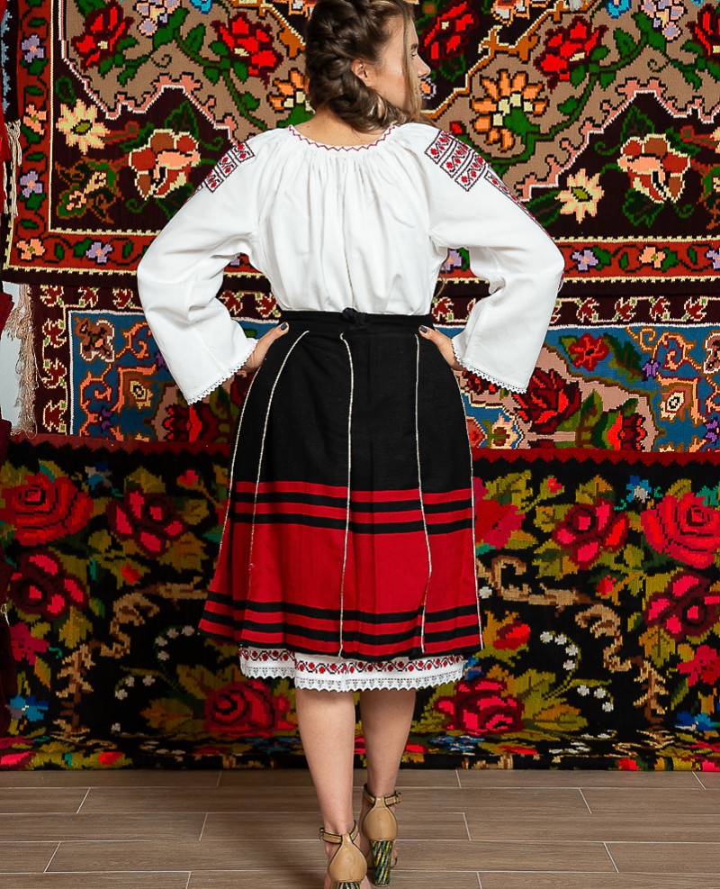 Costum popular femeie – Iulia