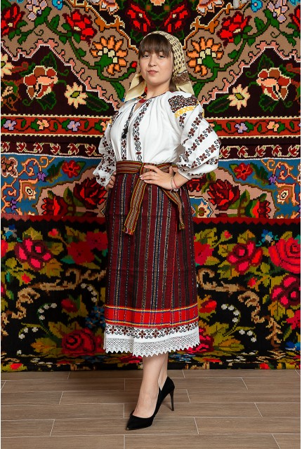 Costum popular femeie – Letitia