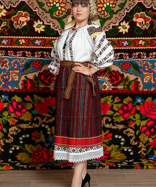 Costum popular femeie – Letitia