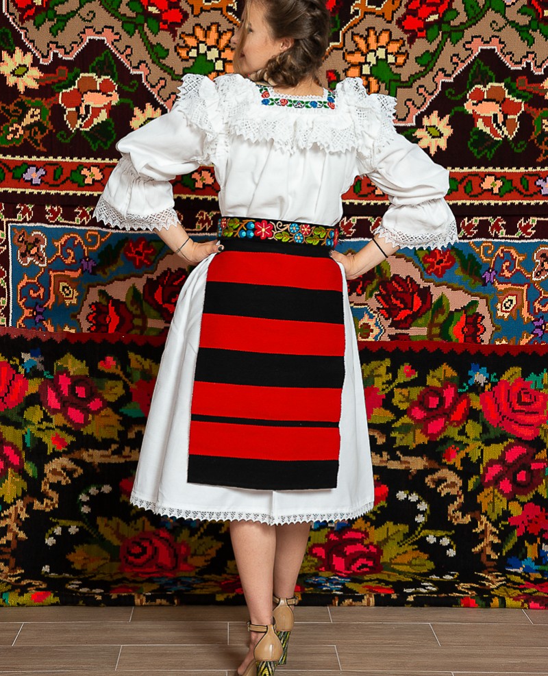 Costum popular femeie - Maramures