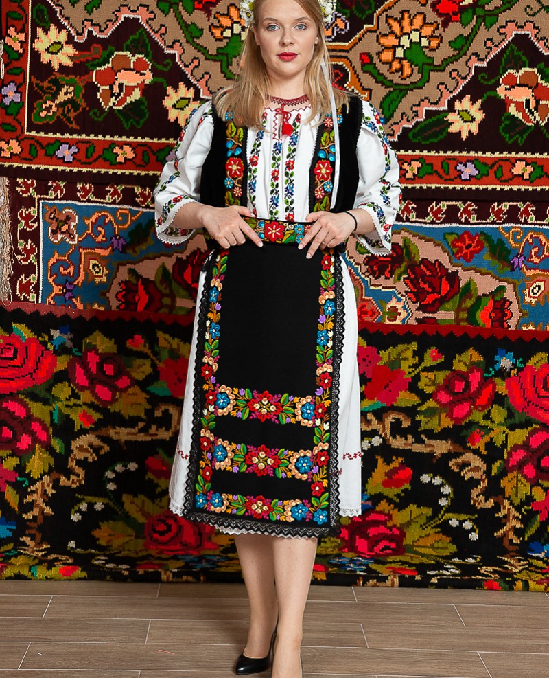 Costum popular femeie - Mirela