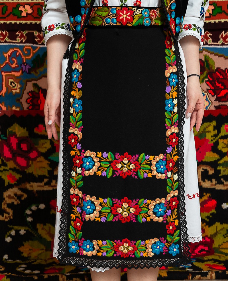 Costum popular femeie - Mirela