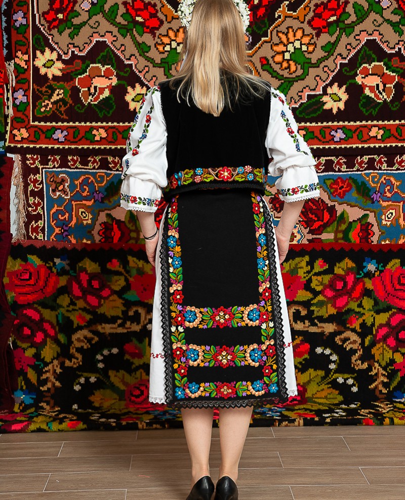 Costum popular femeie - Mirela