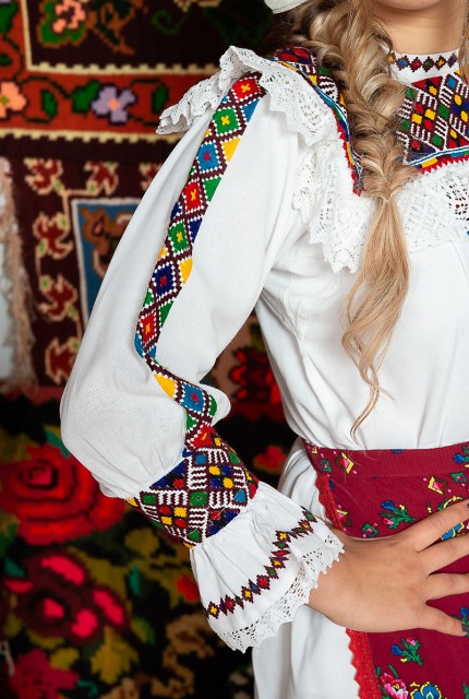Costum popular femeie - Oas