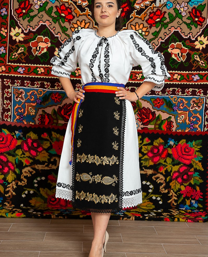 Costum popular femeie – Campia Transilvana